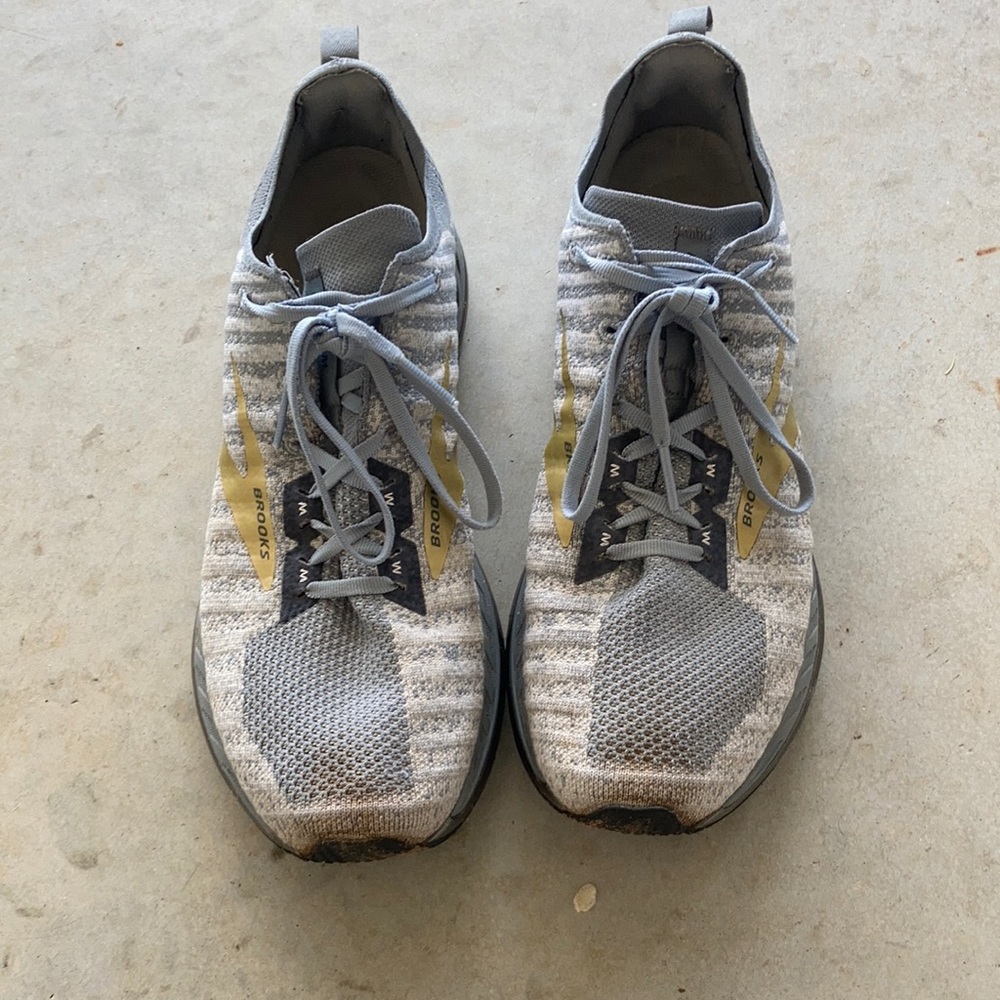 Men’s Brooks running shoes